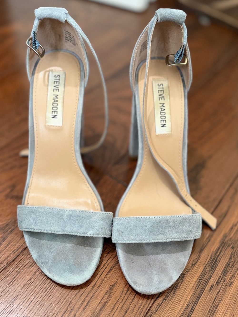 baby blue steve madden pump